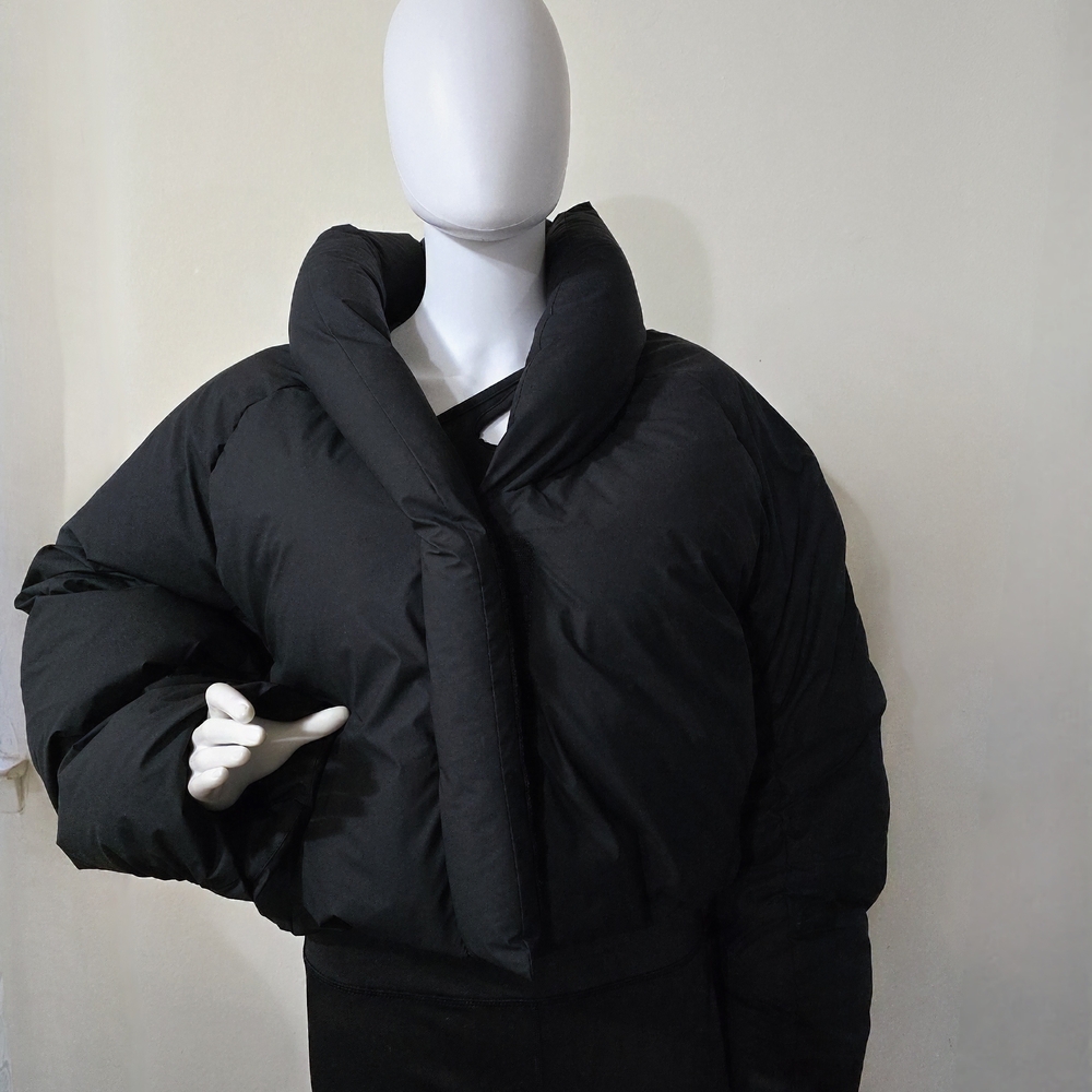 Stylish Women's Black Puffer Jacket